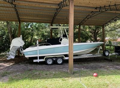 BOATZON | Boston Whaler 240 Dauntless 2020