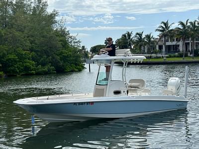 BOATZON | Boston Whaler 240 Dauntless Pro 2020