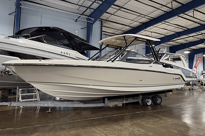 BOATZON | Boston Whaler 240 Vantage 2025