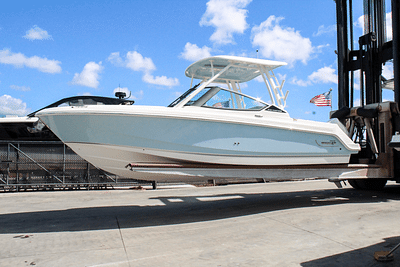 BOATZON | Boston Whaler 240 Vantage 2025