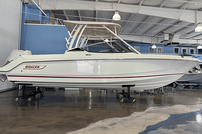 BOATZON | Boston Whaler 240 Vantage 2025