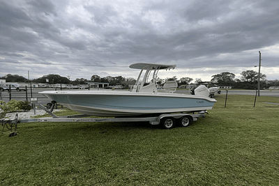 BOATZON | Boston Whaler 250 Dauntless 2025