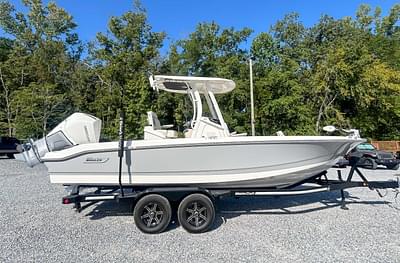 BOATZON | Boston Whaler 250 Dauntless 2025