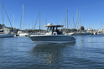 BOATZON | Boston Whaler 250 Outrage 2024