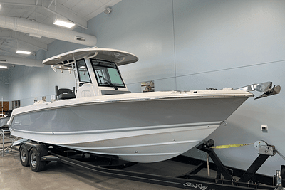 BOATZON | Boston Whaler 250 Outrage 2025