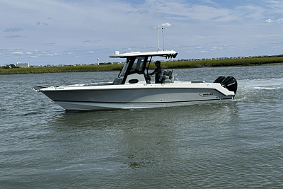 BOATZON | Boston Whaler 250 Outrage 2025