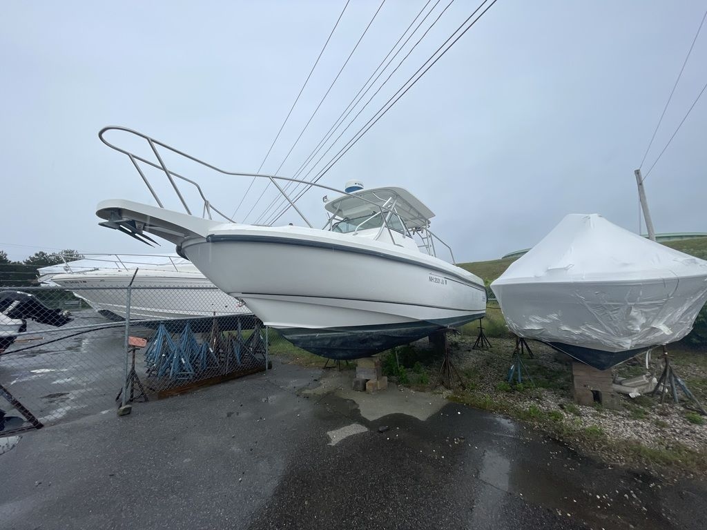 2000 Boston Whaler 28 OUTRAGE - Sold Boat
