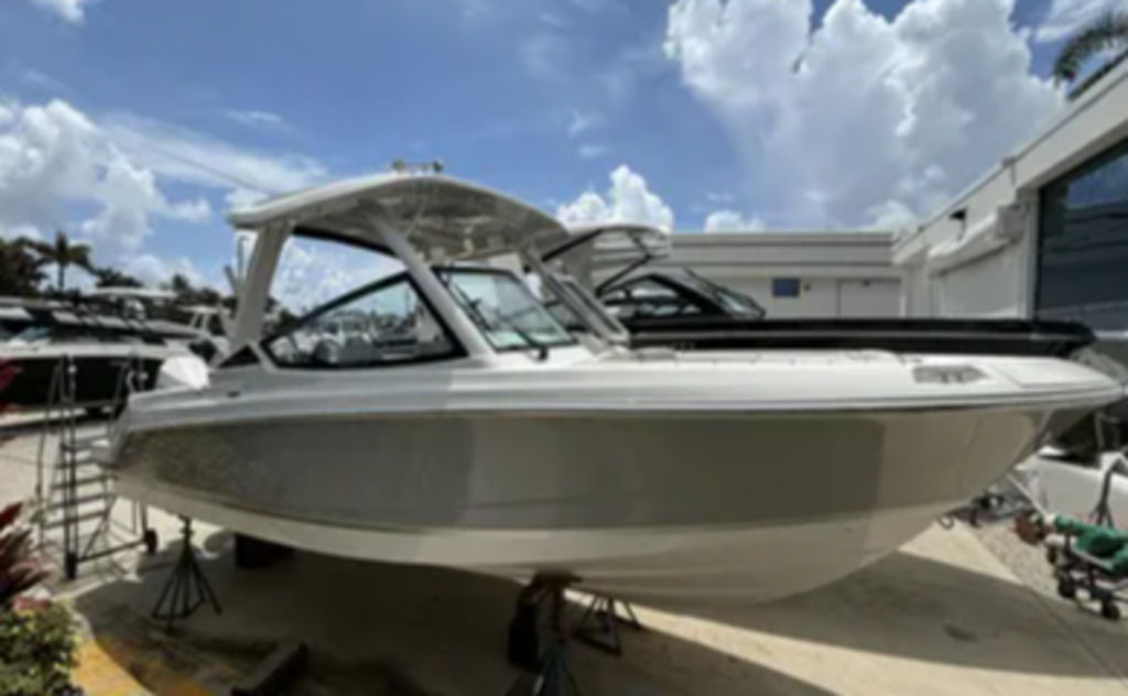 2025 Boston Whaler 280 Vantage - Sold Boat