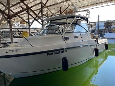 BOATZON | Boston Whaler 305 Conquest 2010