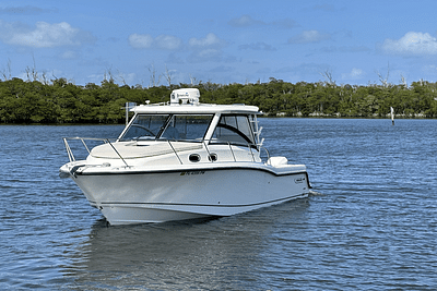 BOATZON | Boston Whaler 315 CONQUEST 2015 BOATZON | Boston Whaler 315 CONQUEST 2015