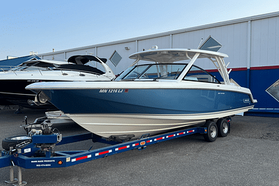 BOATZON | Boston Whaler 320 VANTAGE 2016