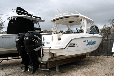 BOATZON | Boston Whaler 320 VANTAGE 2017
