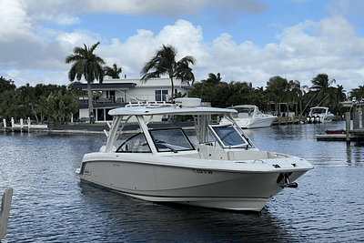 BOATZON | Boston Whaler 320 VANTAGE 2018