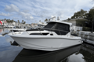 BOATZON | Boston Whaler 325 CONQUEST 2020