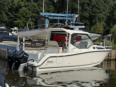 BOATZON | Boston Whaler 325 Conquest 2024