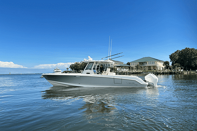 BOATZON | Boston Whaler 33 OUTRAGE 2022