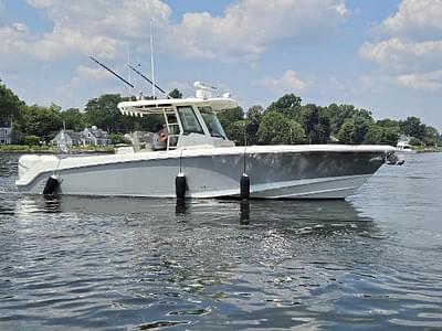 BOATZON | Boston Whaler 330 Outrage 2017