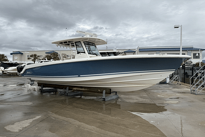 BOATZON | Boston Whaler 330 Outrage 2018 BOATZON | Boston Whaler 330 Outrage 2018