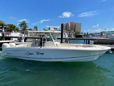 BOATZON | Boston Whaler 330 Outrage 2019