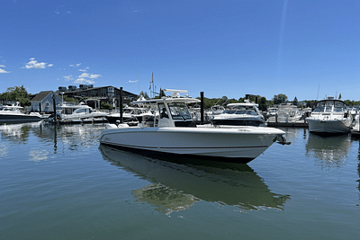 BOATZON | Boston Whaler 330 OUTRAGE 2022