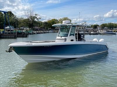 BOATZON | Boston Whaler 330 Outrage 2022