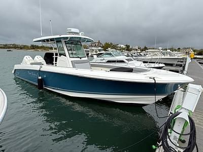 BOATZON | Boston Whaler 330 Outrage 2023 BOATZON | Boston Whaler 330 Outrage 2023