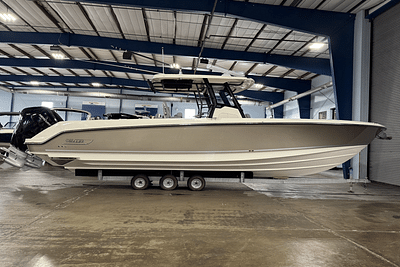 BOATZON | Boston Whaler 330 Outrage 2025