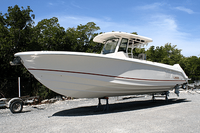 BOATZON | Boston Whaler 330 Outrage 2025