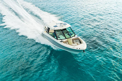 BOATZON | Boston Whaler 330 Vantage 2025