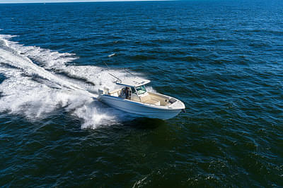 BOATZON | Boston Whaler 330OR25 2025