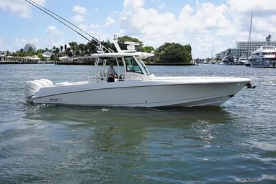 BOATZON | Boston Whaler 350 Outrage 2016