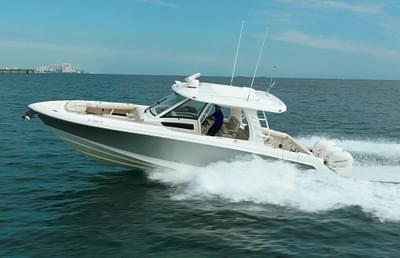 BOATZON | Boston Whaler 350 Realm 2019 BOATZON | Boston Whaler 350 Realm 2019
