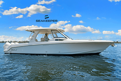 BOATZON | Boston Whaler 350 REALM 2021
