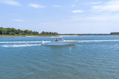 BOATZON | Boston Whaler 350 Realm 2025 BOATZON | Boston Whaler 350 Realm 2025