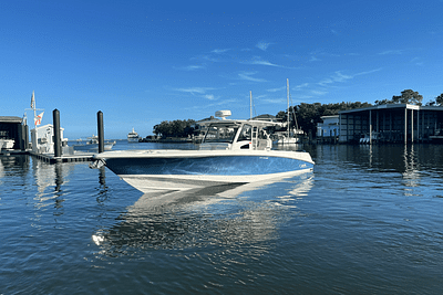 BOATZON | Boston Whaler 370 Outrage 2014