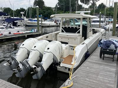 BOATZON | Boston Whaler 380 Outrage 2018