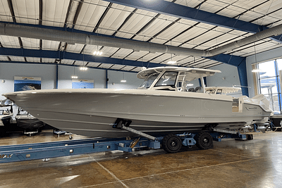 BOATZON | Boston Whaler 380 Outrage 2024