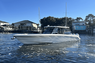 BOATZON | Boston Whaler 380 Outrage 2024