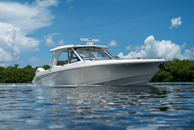 BOATZON | Boston Whaler 380 Realm 2024