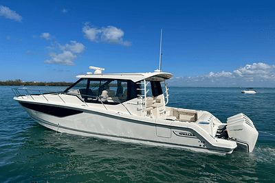 BOATZON | Boston Whaler 405 CONQUEST 2022