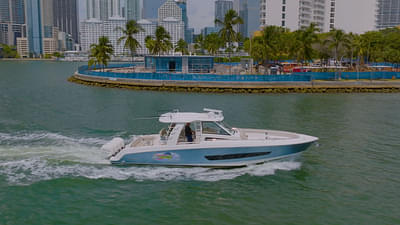 BOATZON | Boston Whaler 420 Outrage 2016 BOATZON | Boston Whaler 420 Outrage 2016