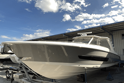 BOATZON | Boston Whaler 420 OUTRAGE 2019