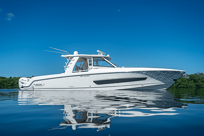 BOATZON | Boston Whaler 420 OUTRAGE 2019