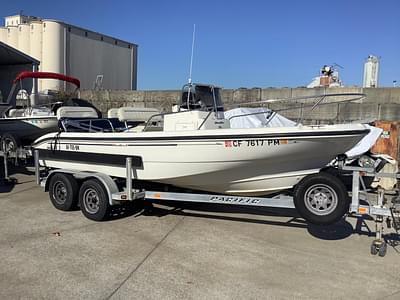 BOATZON | 2000 Boston Whaler Dauntless 18