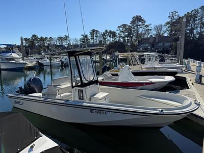 BOATZON | Boston Whaler Outrage 1983