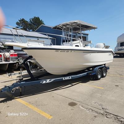 BOATZON | Boston Whaler Outrage 2000 BOATZON | Boston Whaler Outrage 2000