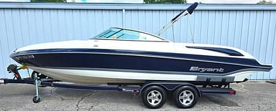 BOATZON | Bryant 246 BR 2008