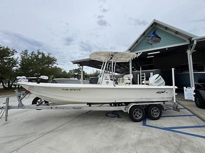 BOATZON | Bulls Bay 2400 2024