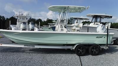 BOATZON | Bulls Bay 2400 2025