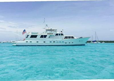 BOATZON | Burger Raised Pilothouse CPMY 1975